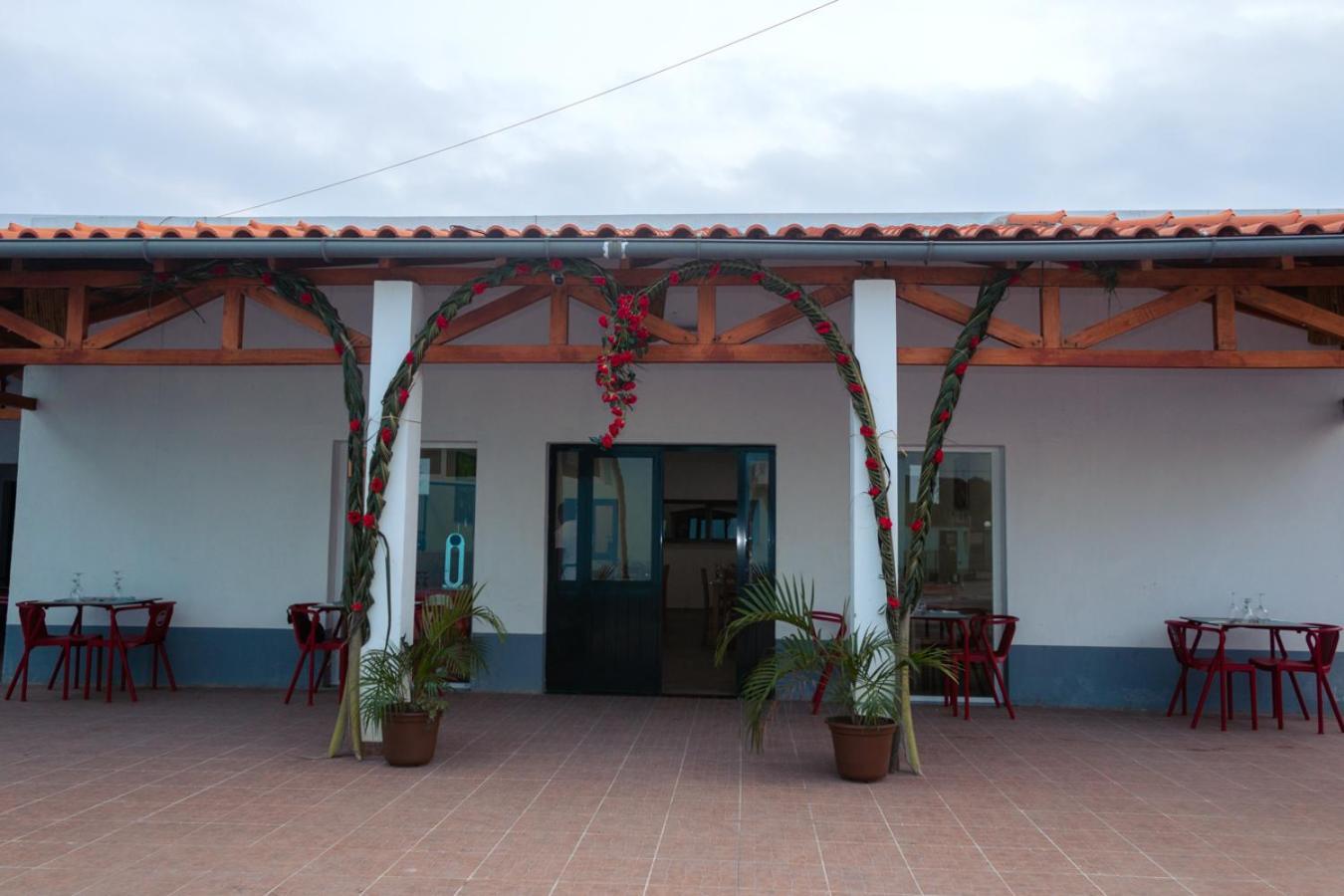 Hotel Vitoria Sao Tome Exteriör bild