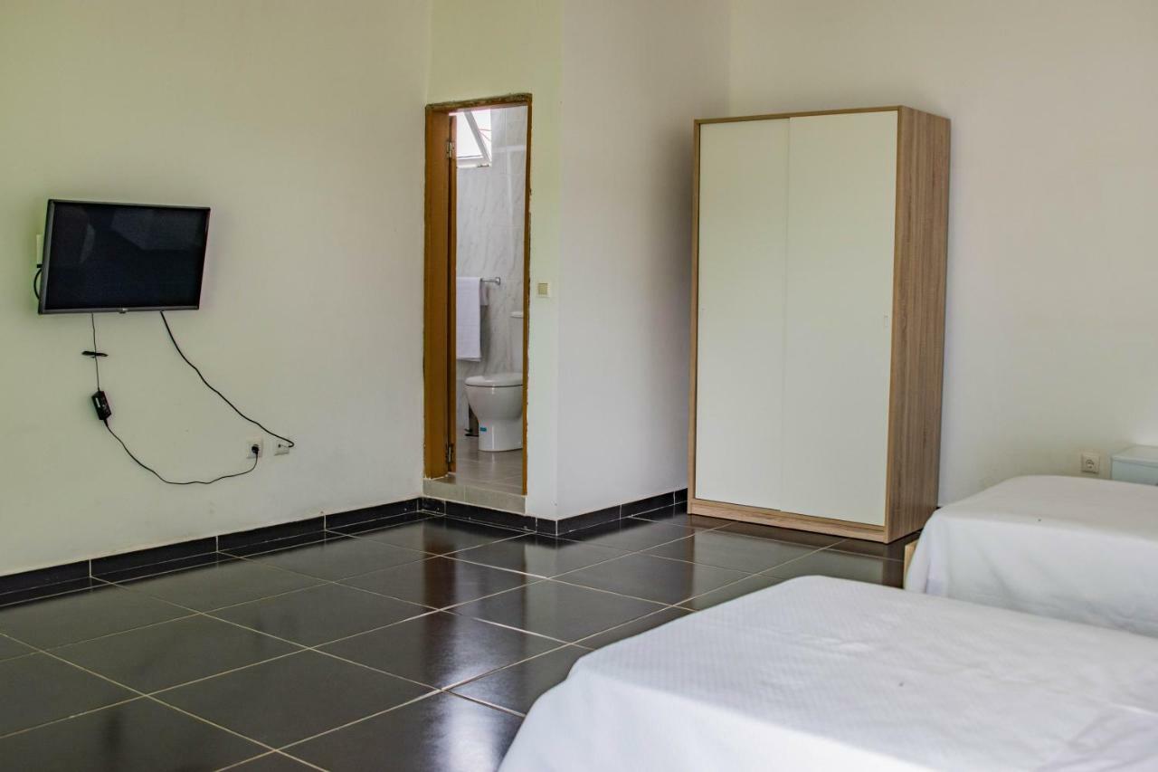 Hotel Vitoria Sao Tome Exteriör bild