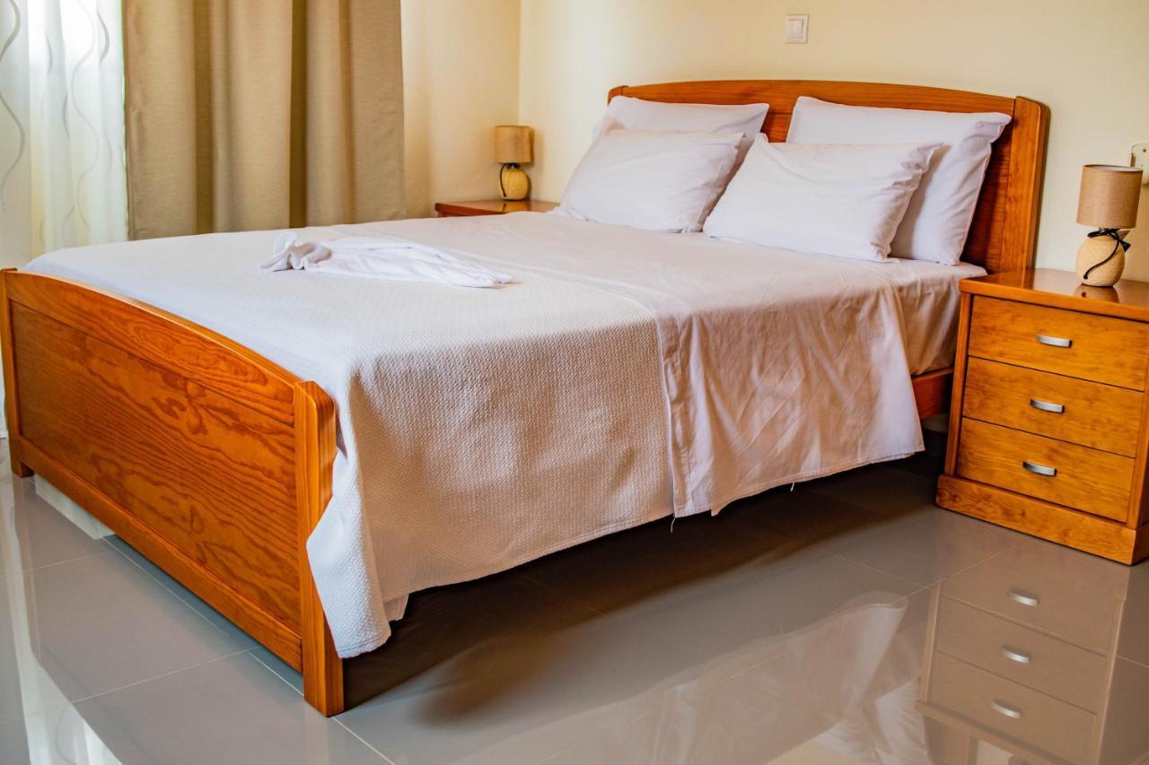 Hotel Vitoria Sao Tome Exteriör bild